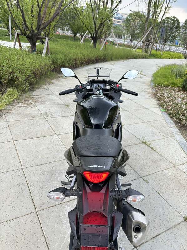 二手豪爵铃木GSX250R