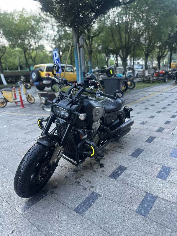 二手QJMOTOR闪600