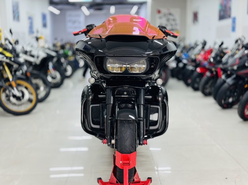 二手哈雷戴维森公路滑翔 Road Glide