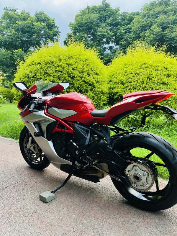 二手奥古斯塔F3 800