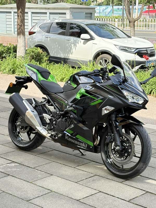 二手川崎Ninja 400