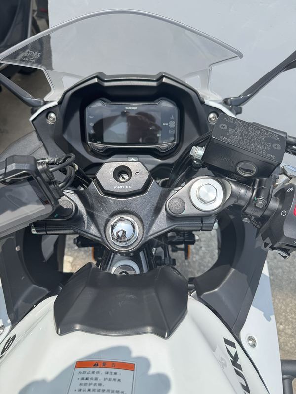 二手豪爵铃木GSX250R