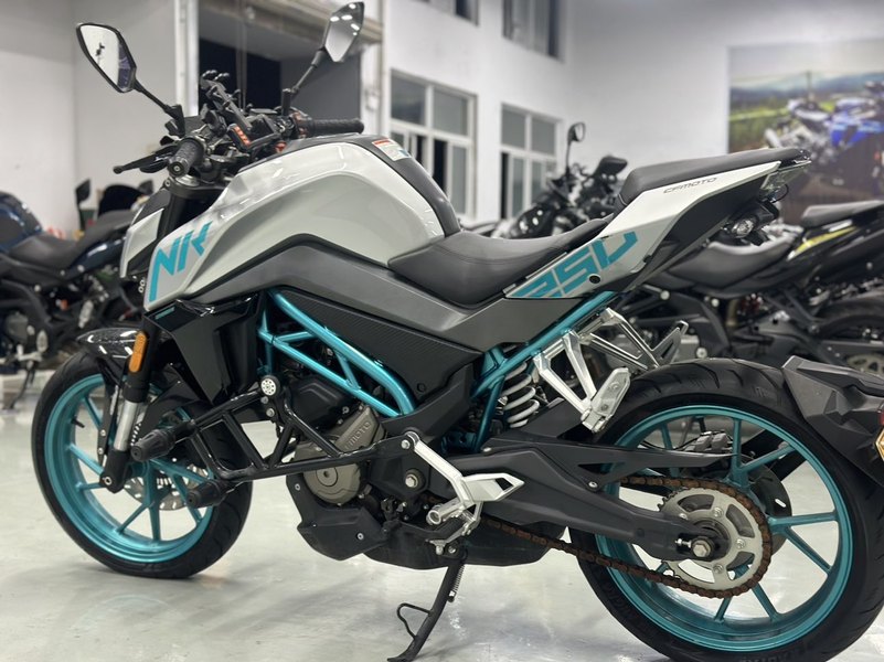 二手春风250NK