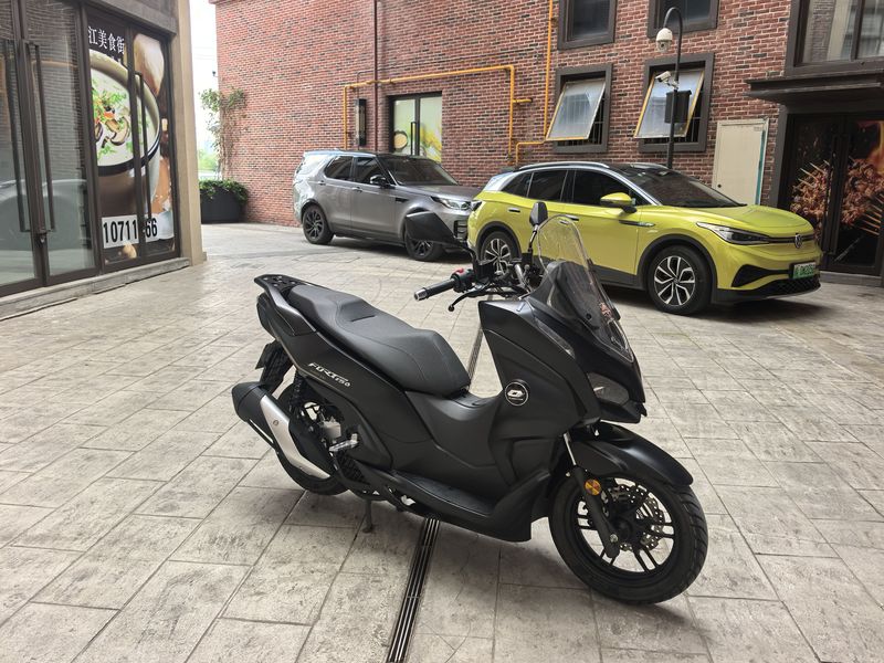 二手QJMOTOR鸿150