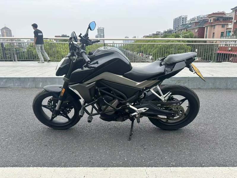 二手春风250NK