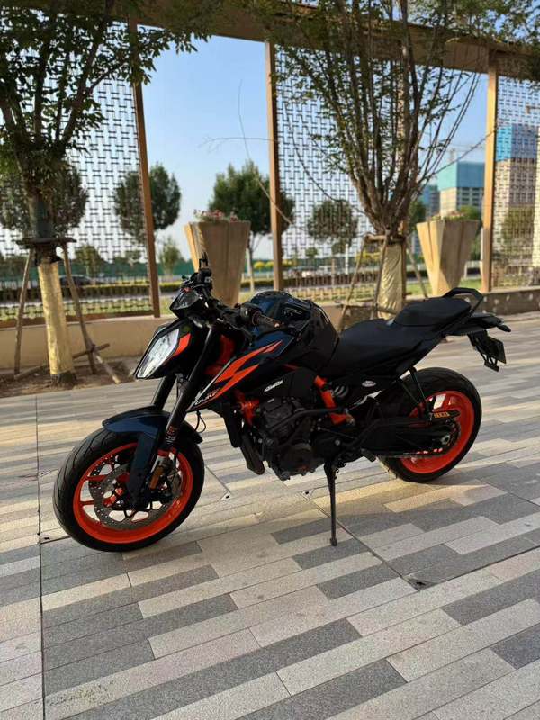 二手KTMR2R890 Duke