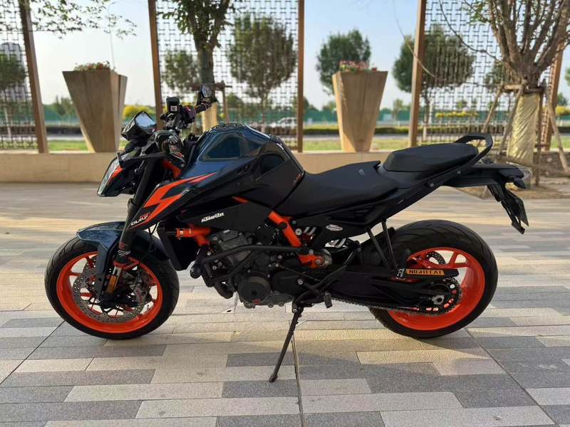 二手KTMR2R890 Duke