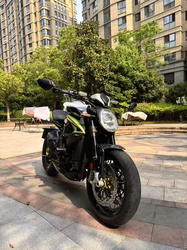 二手奥古斯塔Dragster 800