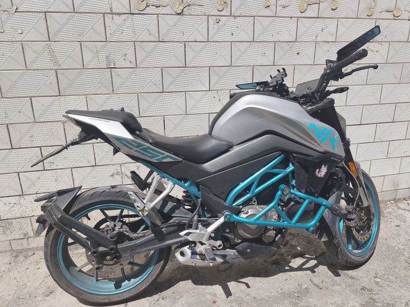 二手春风250NK