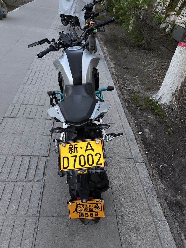 二手春风250NK