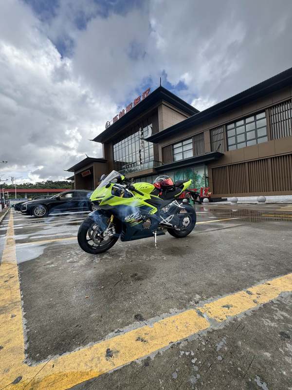 二手张雪机车500RR