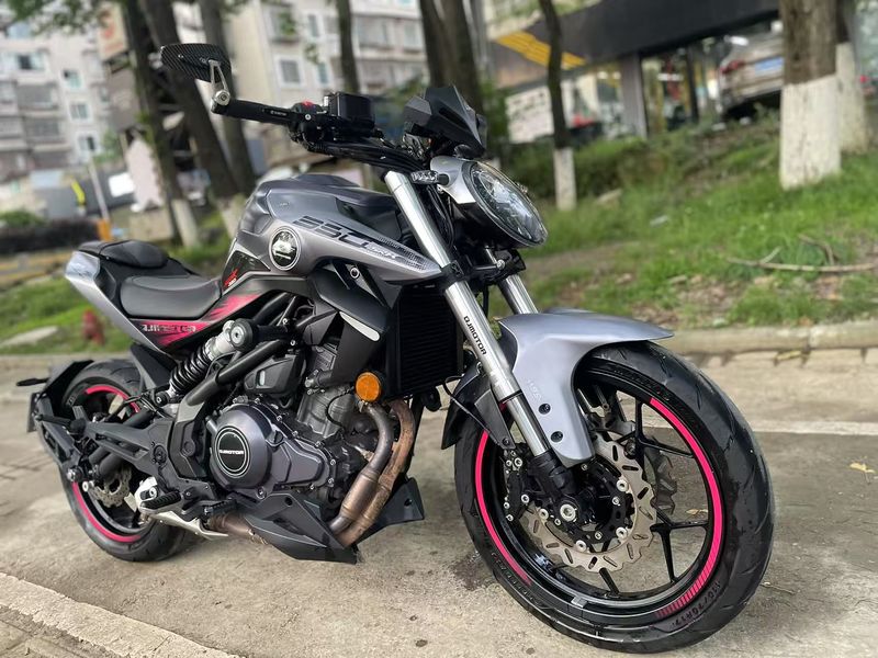 二手QJMOTOR追350