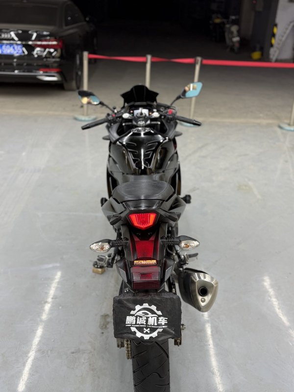 二手豪爵铃木GSX250R