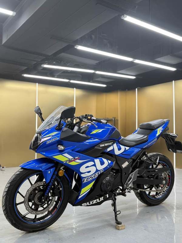 二手豪爵铃木GSX250R