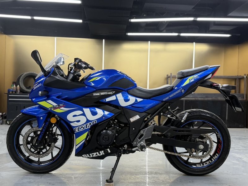 二手豪爵铃木GSX250R