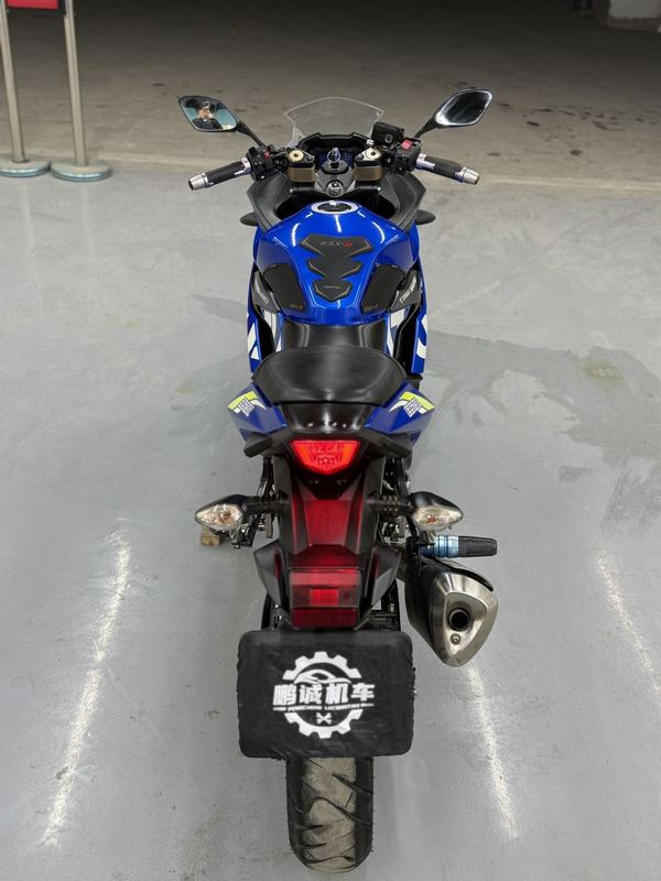 二手豪爵铃木GSX250R