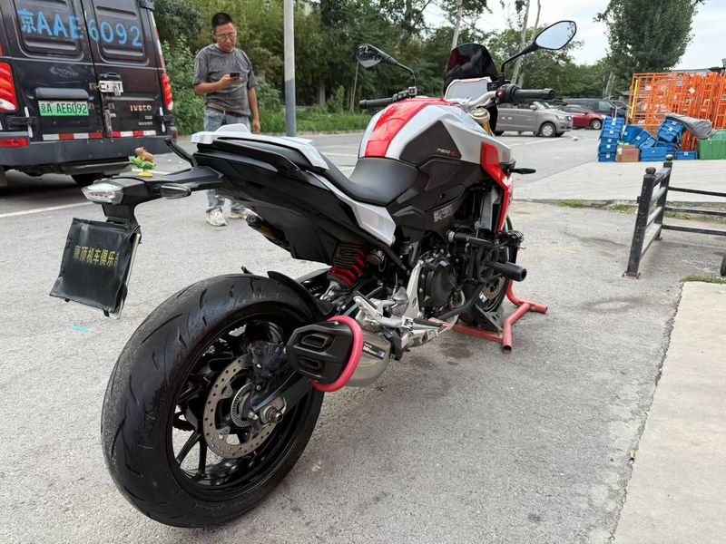 二手宝马F 900 R