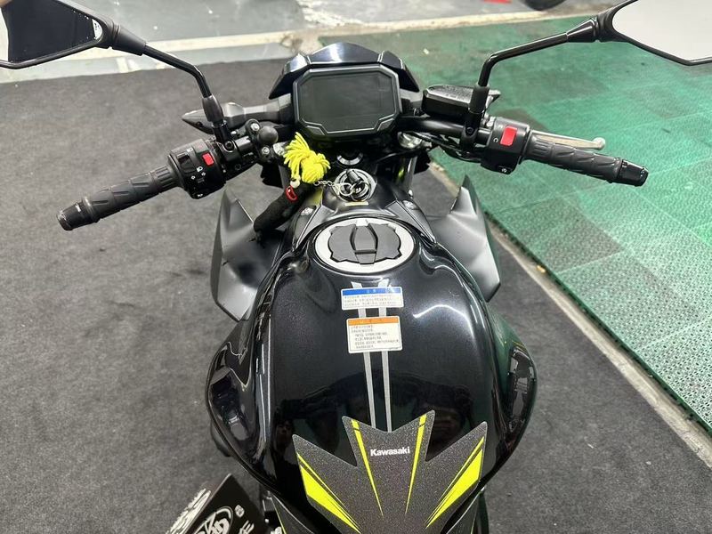 二手川崎Z650
