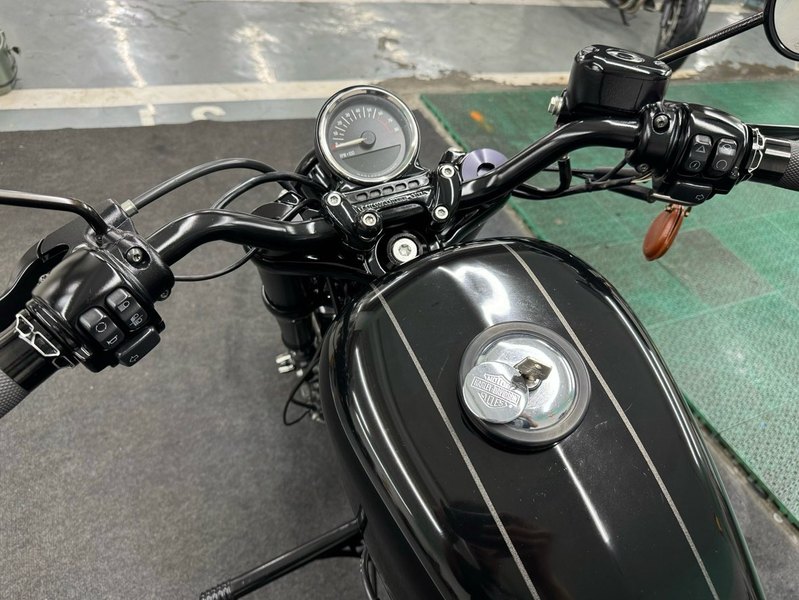 二手哈雷戴维森ROADSTER 路锋 