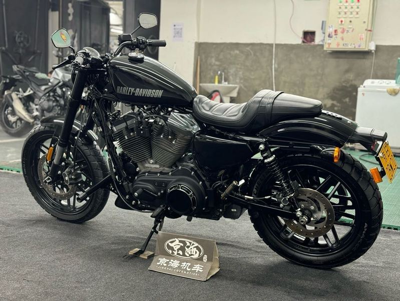 二手哈雷戴维森ROADSTER 路锋 