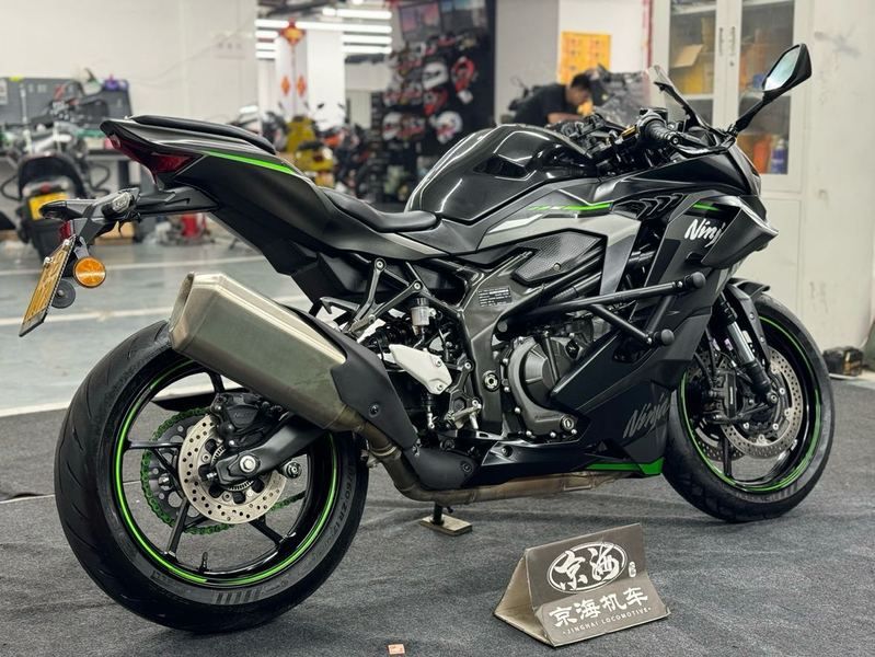 二手川崎ZX-4R