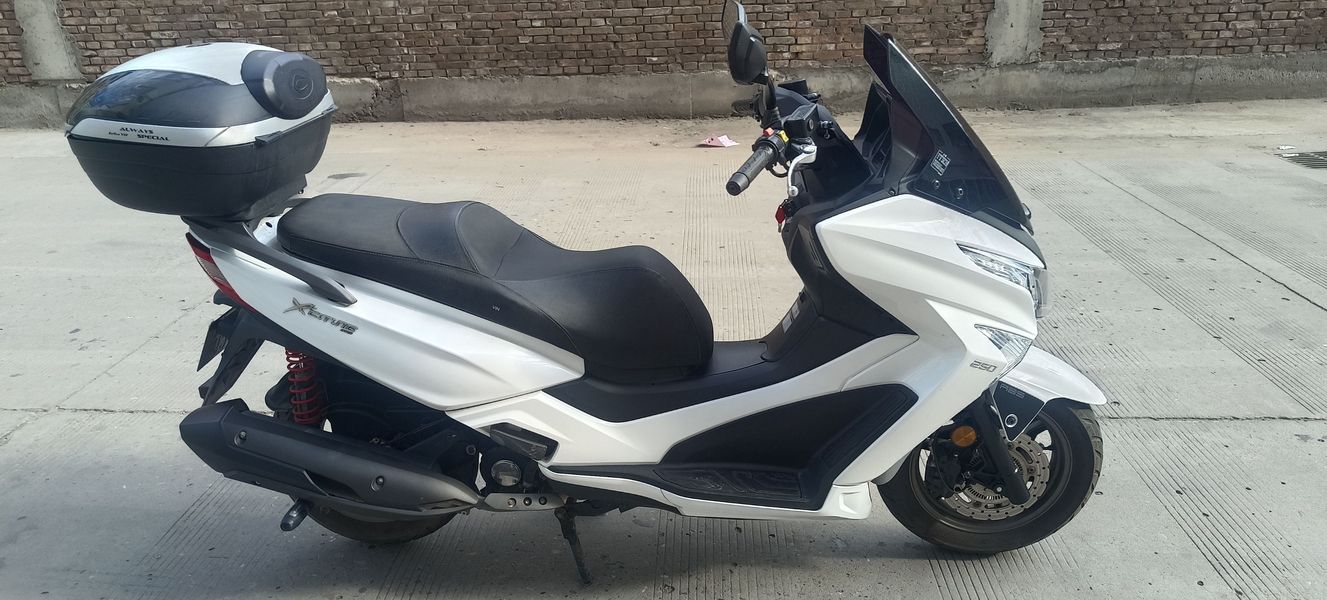 二手光阳赛艇 250