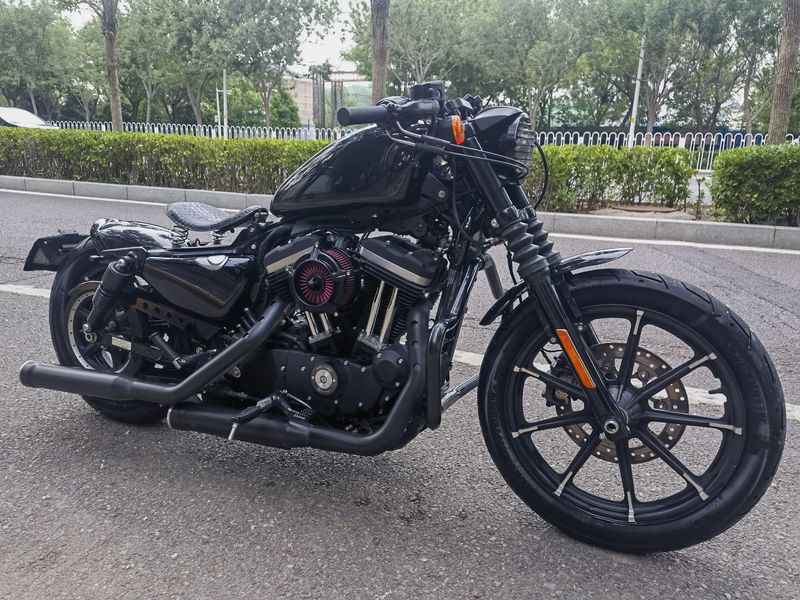 二手哈雷戴维森Iron883 硬汉