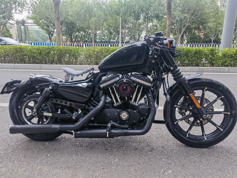 二手哈雷戴维森Iron883 硬汉