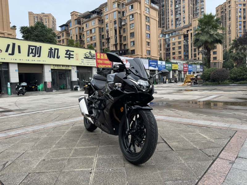 二手豪爵铃木GSX250R