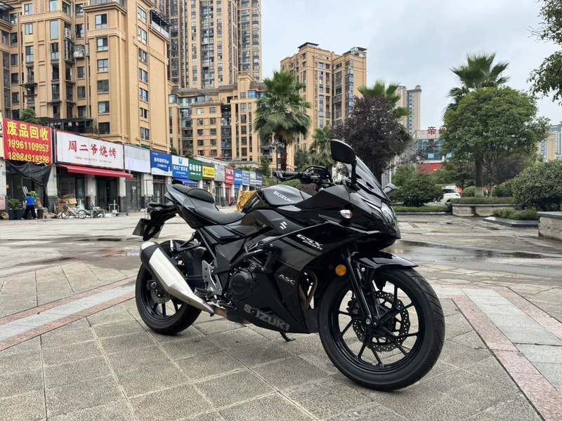 二手豪爵铃木GSX250R