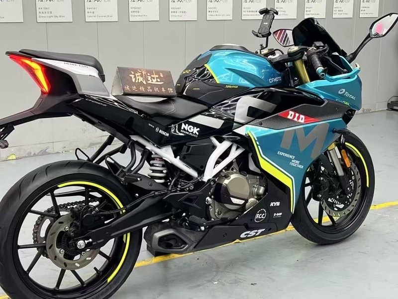 二手春风250SR
