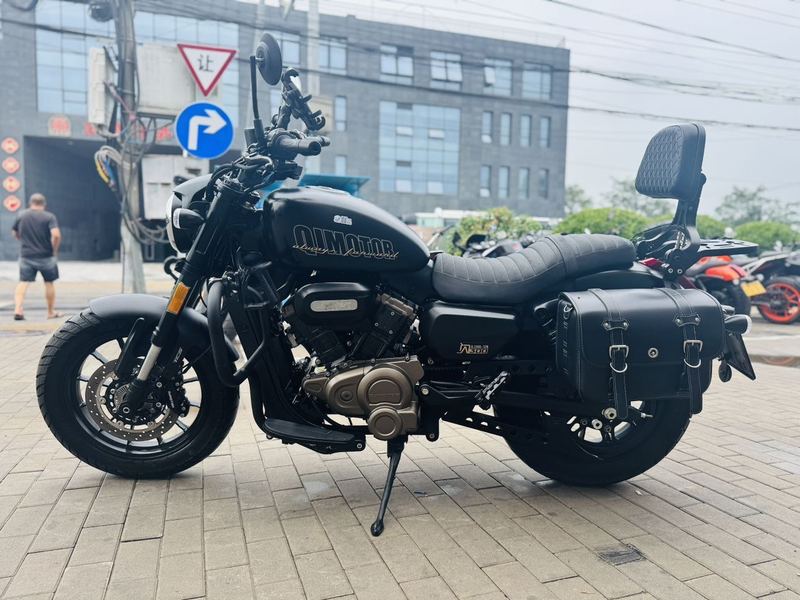 二手QJMOTOR闪300