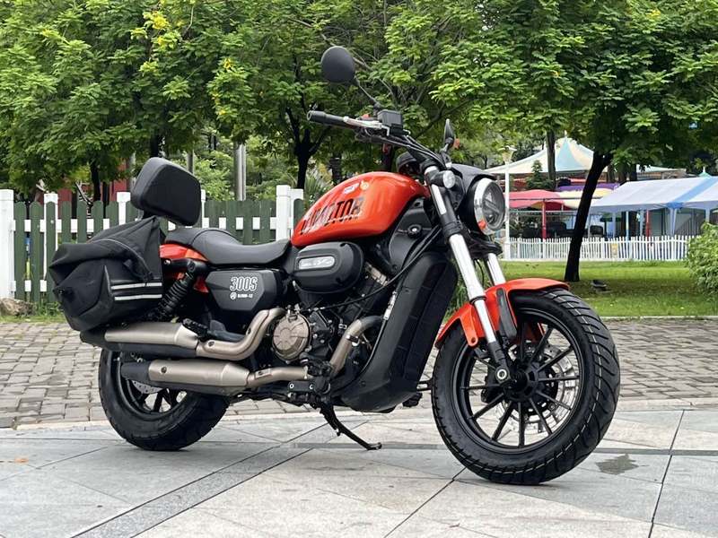 二手QJMOTOR闪300