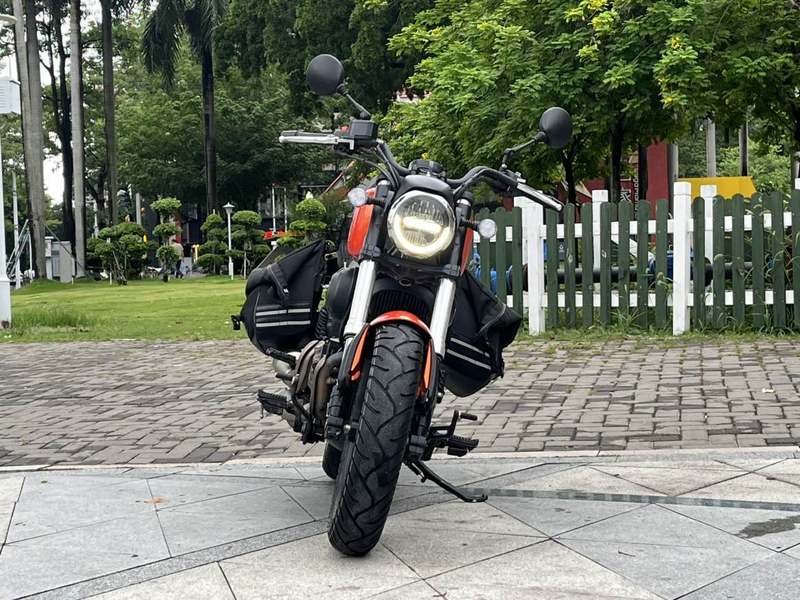 二手QJMOTOR闪300