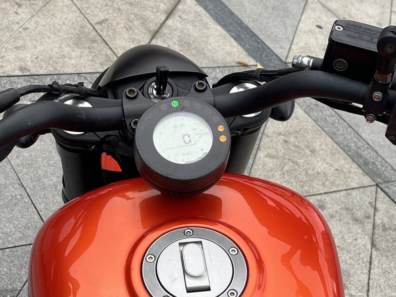二手QJMOTOR闪300