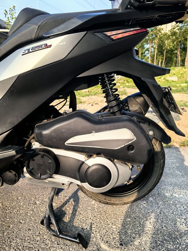 二手无极SR250GT
