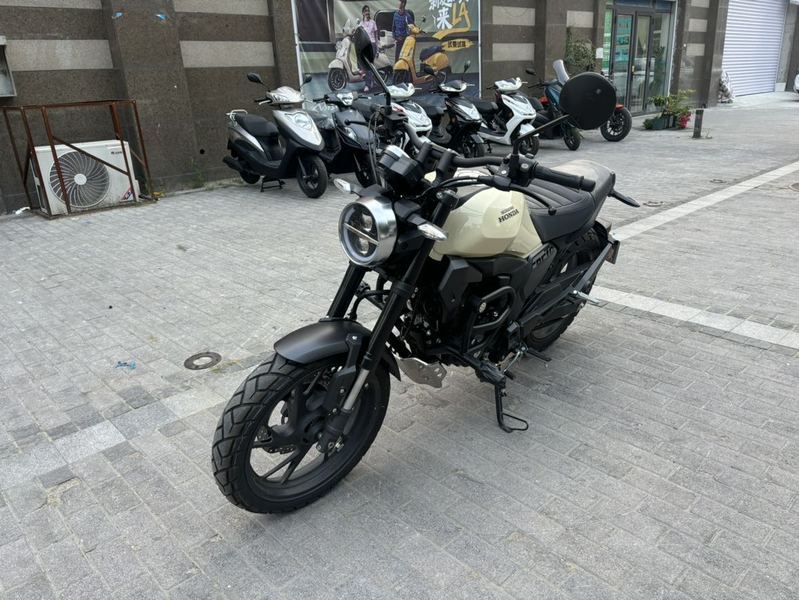 二手新大洲本田CBF190TR