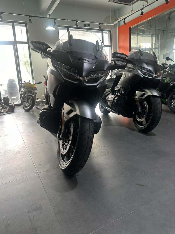 二手本田Gold Wing GL 1800 F6B