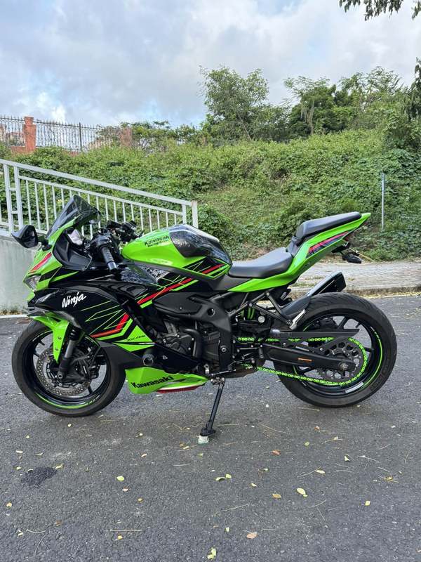 二手川崎ZX-4R