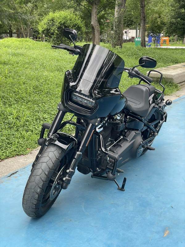 二手哈雷戴维森肥霸 Fat Bob