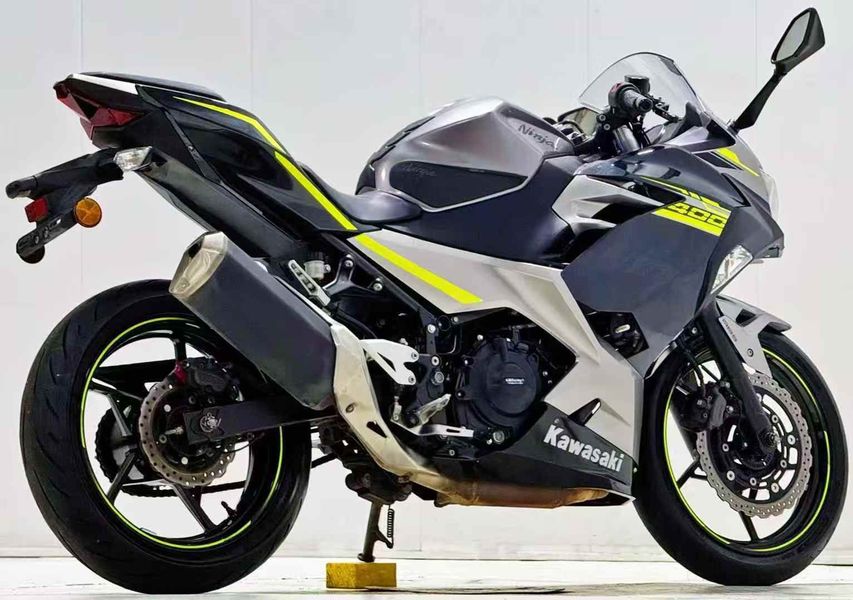 二手川崎Ninja 400