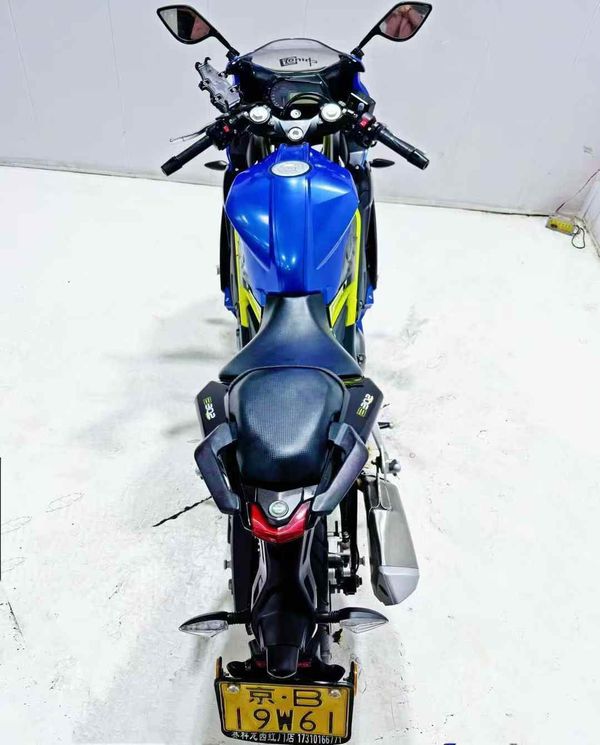二手贝纳利龙卷风 Tornado 302R