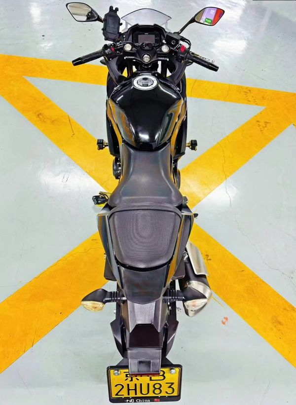 二手豪爵铃木GSX250R