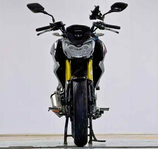 二手五羊本田CB190R 暴锋眼