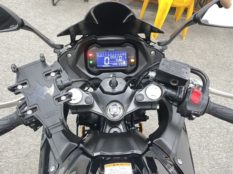 二手豪爵铃木GSX250R