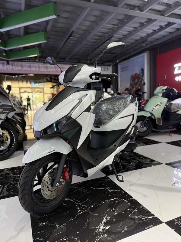 二手五羊本田NWX125