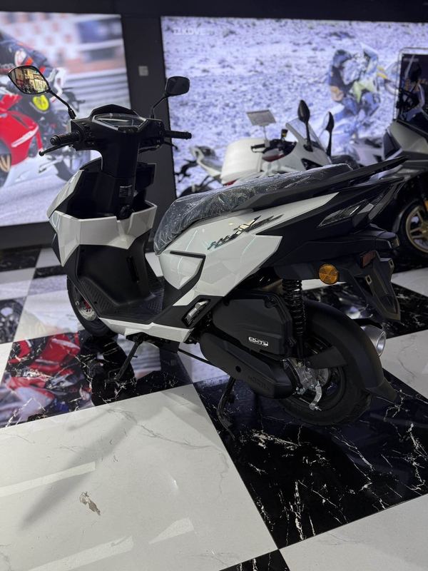 二手五羊本田NWX125