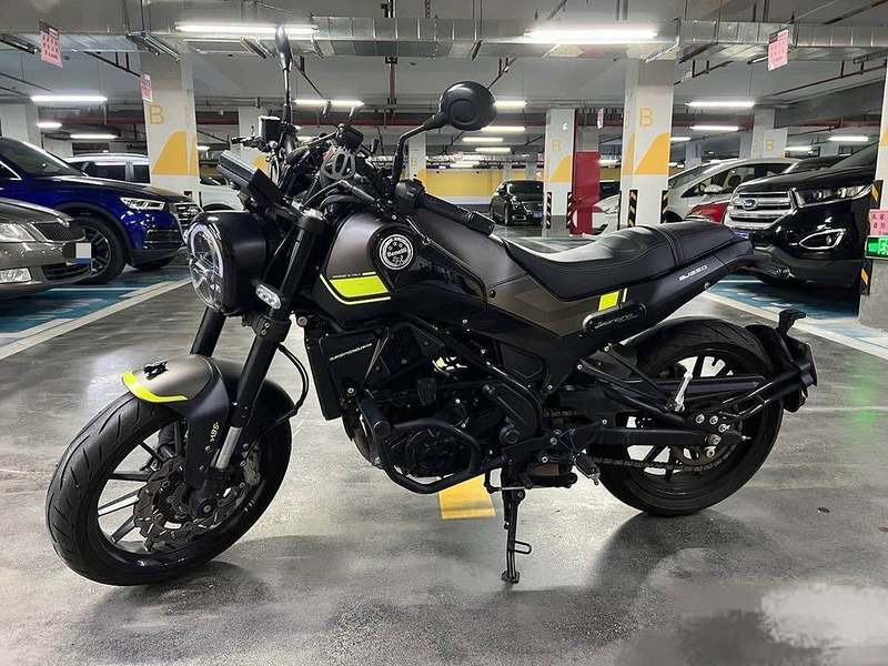 二手贝纳利幼狮 Leoncino 250