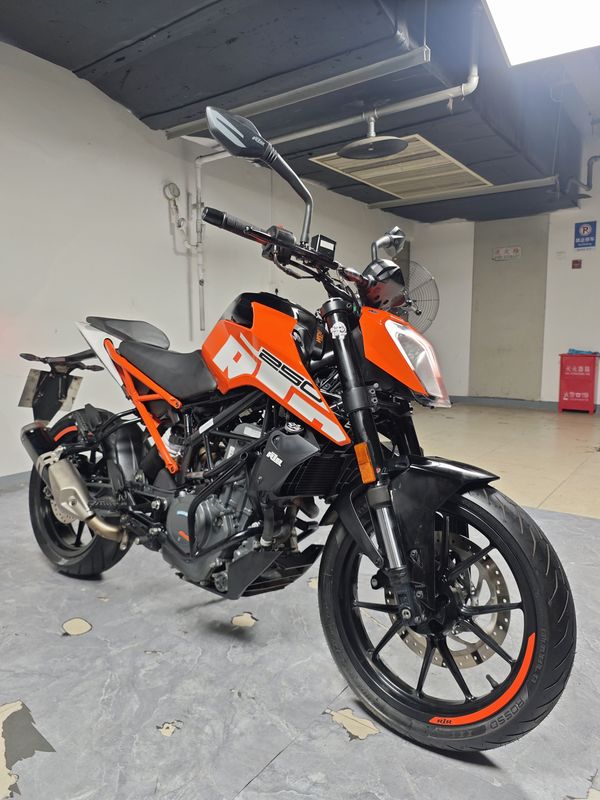 二手KTMR2R250 Duke