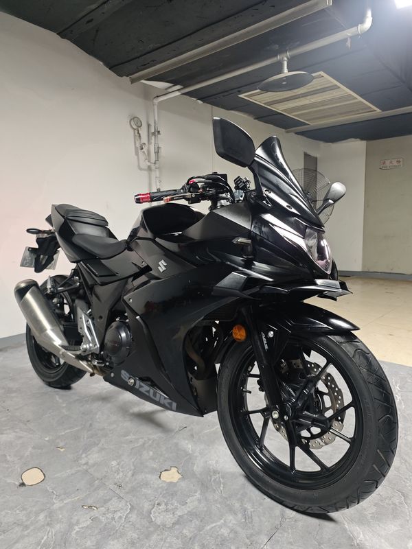 二手豪爵铃木GSX250R